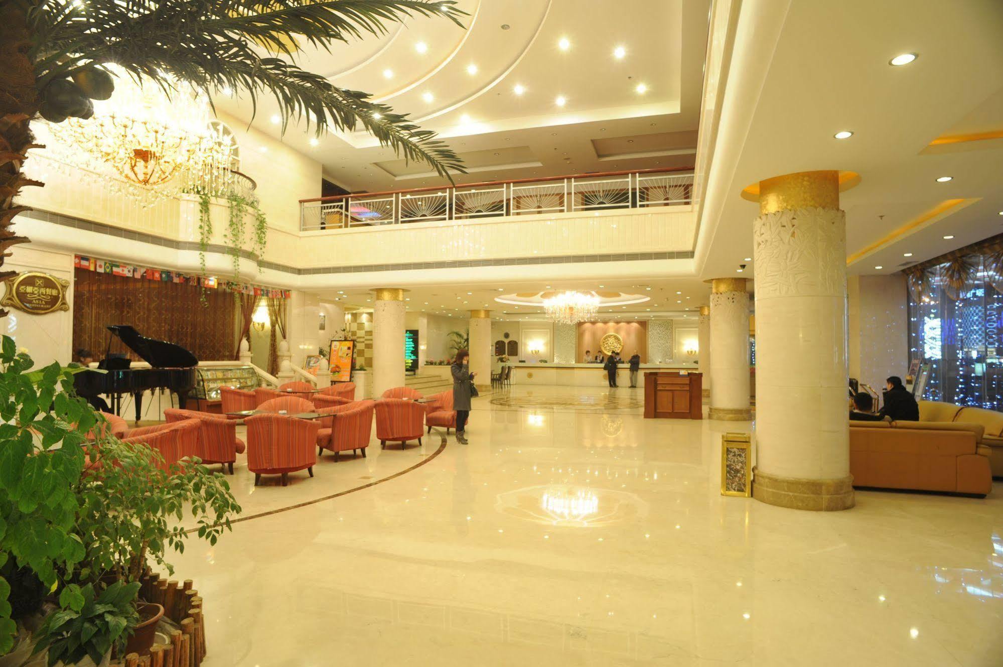 Yantai Asia Hotel Eksteriør bilde