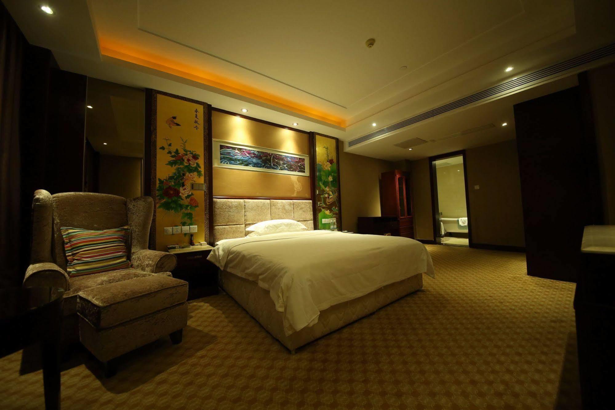 Yantai Asia Hotel Eksteriør bilde